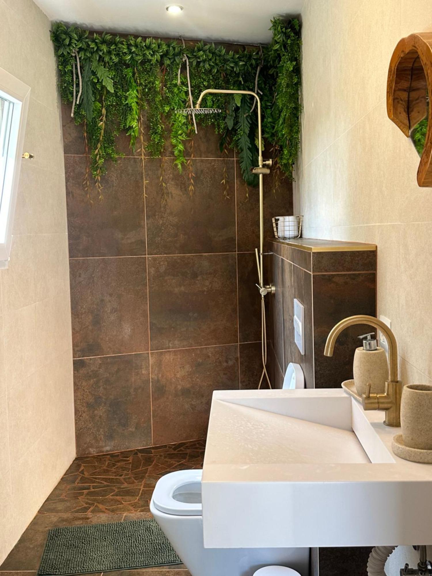 Krisant Gold Rural Luxury Privat Pool Villa
